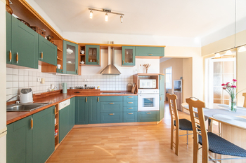 Prodej domu 190 m², Sadská