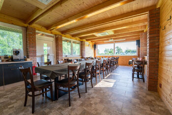 Prodej jiných prostor 10917 m², Chrášťany