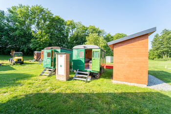 Prodej jiných prostor 10917 m², Chrášťany