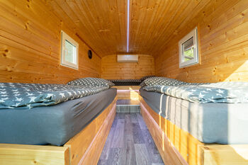 Prodej jiných prostor 10917 m², Chrášťany