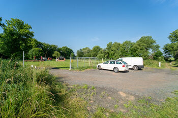 Prodej jiných prostor 10917 m², Chrášťany