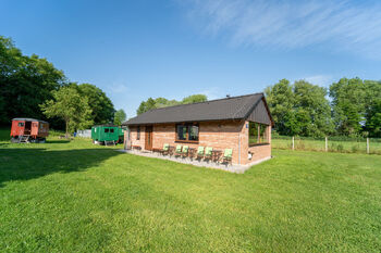 Prodej jiných prostor 10917 m², Chrášťany