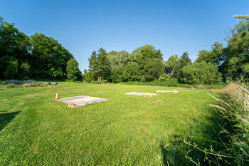 Prodej jiných prostor 10917 m², Chrášťany