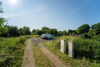 Prodej jiných prostor 10917 m², Chrášťany