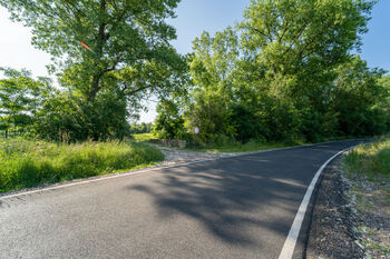 Prodej jiných prostor 10917 m², Chrášťany