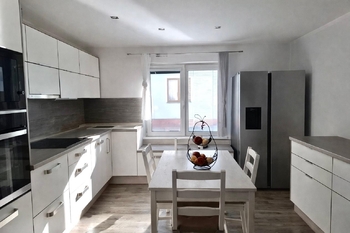 Prodej domu 179 m², Karlovy Vary