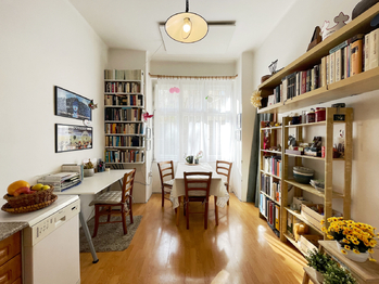 Kuchyň - Vršovické náměstí - Prodej bytu 1+1 v osobním vlastnictví 42 m², Praha 10 - Vršovice