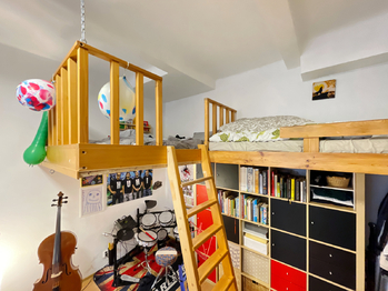 Pokoj - Vršovické náměstí - Prodej bytu 1+1 v osobním vlastnictví 42 m², Praha 10 - Vršovice