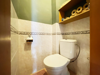 WC - Vršovické náměstí - Prodej bytu 1+1 v osobním vlastnictví 42 m², Praha 10 - Vršovice