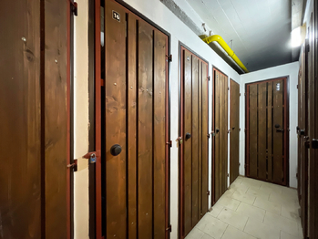 Sklep - Vršovické náměstí - Prodej bytu 1+1 v osobním vlastnictví 42 m², Praha 10 - Vršovice