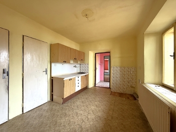 Prodej obchodních prostor 426 m², Volyně