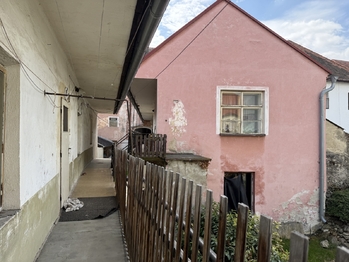 Prodej obchodních prostor 426 m², Volyně