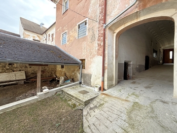 Prodej obchodních prostor 426 m², Volyně