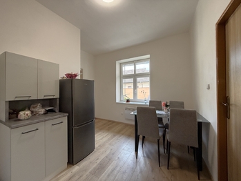 Prodej obchodních prostor 426 m², Volyně