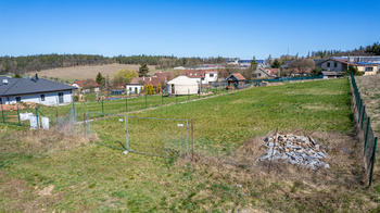 Prodej pozemku 1205 m², Háje