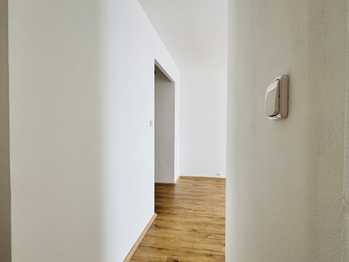 Prodej bytu 2+kk v osobním vlastnictví 43 m², Praha 4 - Háje