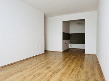 Prodej bytu 2+kk v osobním vlastnictví 43 m², Praha 4 - Háje