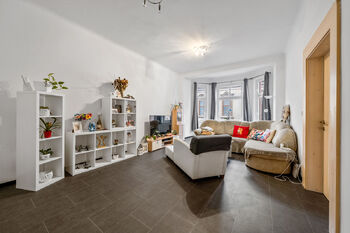 Obývací pokoj - Pronájem bytu 3+1 v osobním vlastnictví 83 m², Hronov