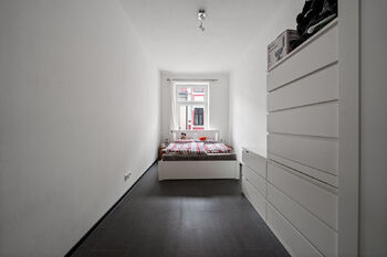 Ložnice - Pronájem bytu 3+1 v osobním vlastnictví 83 m², Hronov