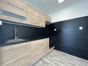 Kuchyně - Pronájem bytu 1+1 v osobním vlastnictví 31 m², Nymburk
