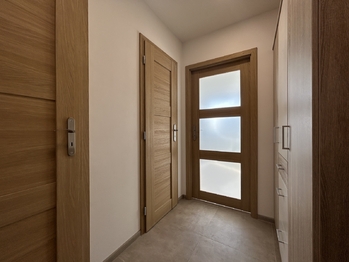Chodba - Pronájem bytu 1+1 v osobním vlastnictví 31 m², Nymburk
