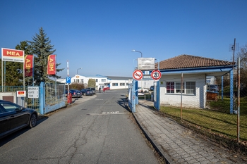Pronájem výrobních prostor 9469 m², Plzeň