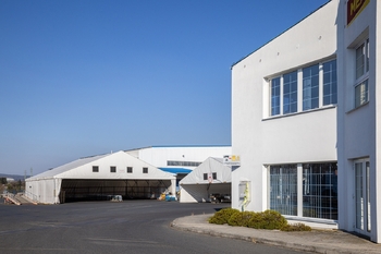Pronájem výrobních prostor 9469 m², Plzeň