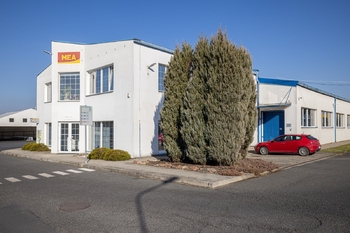 Pronájem výrobních prostor 9469 m², Plzeň