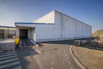 Pronájem výrobních prostor 9469 m², Plzeň