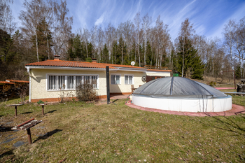 bazén u chaty - Prodej chaty / chalupy 80 m², Žlutice