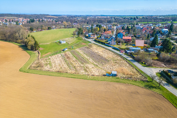 Prodej pozemku 11526 m², Úvaly