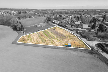 Prodej pozemku 11526 m², Úvaly