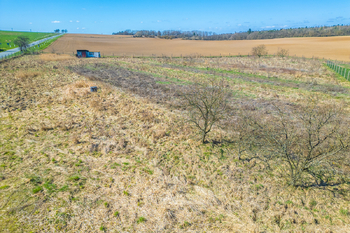 Prodej pozemku 11526 m², Úvaly