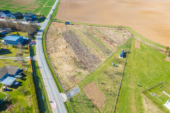 Prodej pozemku 11526 m², Úvaly