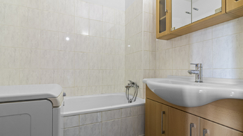 Prodej bytu 1+kk v osobním vlastnictví 41 m², Praha 9 - Letňany