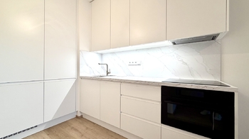 Pronájem bytu 1+kk v osobním vlastnictví 45 m², Praha 9 - Hloubětín