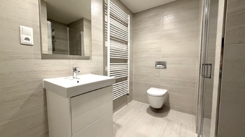 Pronájem bytu 1+kk v osobním vlastnictví 45 m², Praha 9 - Hloubětín