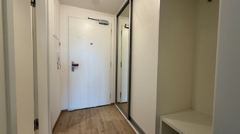 Pronájem bytu 1+kk v osobním vlastnictví 45 m², Praha 9 - Hloubětín