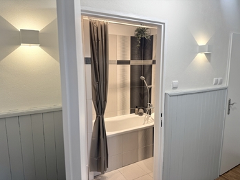 Vstup do koupelny - Pronájem bytu 3+1 v osobním vlastnictví 72 m², Netolice