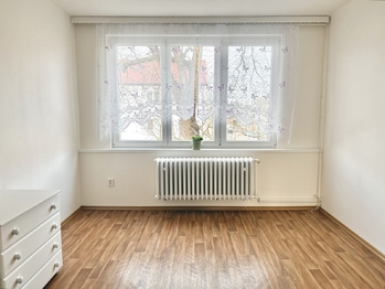 2. neprůchozí pokoj - Pronájem bytu 3+1 v osobním vlastnictví 72 m², Netolice