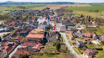 Prodej domu 196 m², Černovice