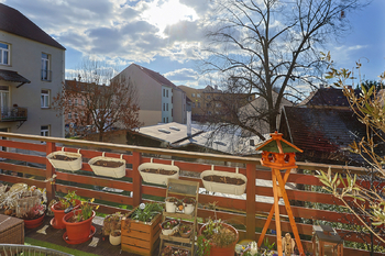 Terasa do vnitrobloku - Prodej bytu 3+1 v osobním vlastnictví 115 m², České Budějovice