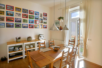 Kuchyně se vstupem na terasu - Prodej bytu 3+1 v osobním vlastnictví 115 m², České Budějovice