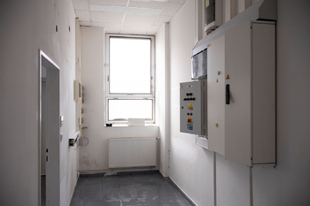 Pronájem obchodních prostor 325 m², Třebíč