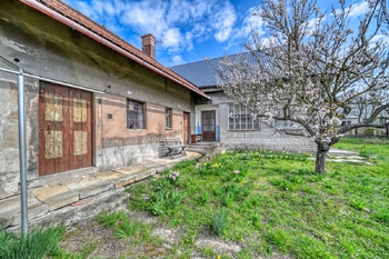 Prodej domu 140 m², Kněžice