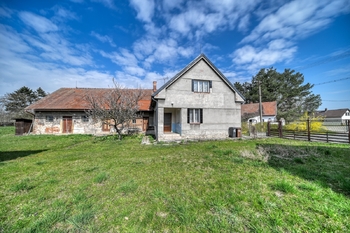 Prodej domu 140 m², Kněžice