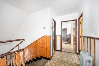 byt 2 - chodba - Prodej domu 270 m², České Budějovice