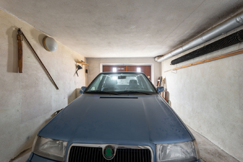 garáž - Prodej domu 270 m², České Budějovice