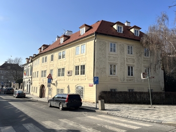 Prodej bytu 4+1 v osobním vlastnictví 118 m², Praha 1 - Malá Strana