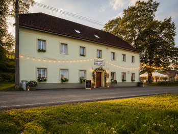 Prodej domu 302 m², Černousy